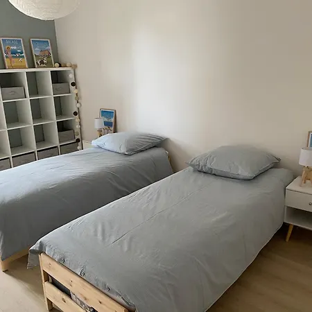 Daire 5 Personnes 65m2 Avec Balcon, Vues Partielles Mer, 150m De La Et Centre, Wifi Et Parking Prive Blonville-sur-Mer