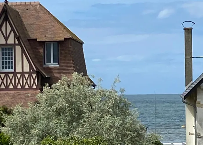 65m2 Avec Balcon Vues Partielles à 150m De La Et Centre, Wifi Et Parking Privé Blonville-sur-Mer